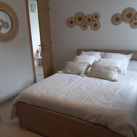 T2 Calme Avec Vue Mer Et Borne De Recharge Sur Demande Bastia  Exterior foto